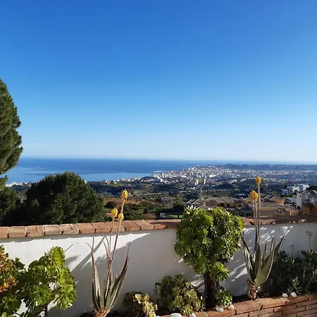 Apartment Comodo Con Vistas Maravillas, Entre 3 Ciudades,rodeado De Naturaleza Mijas